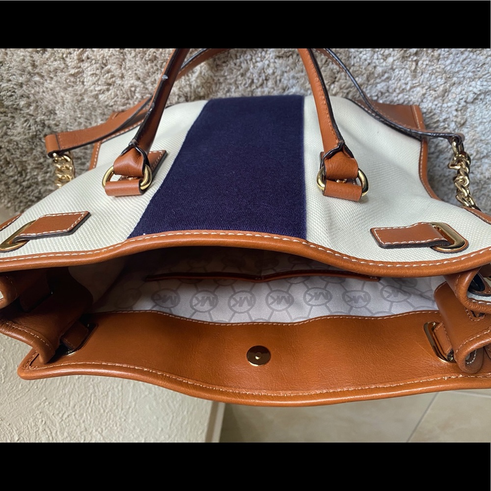 Michael Kors Large Hamilton Striped Satchel Purse - Picture 8 of 10